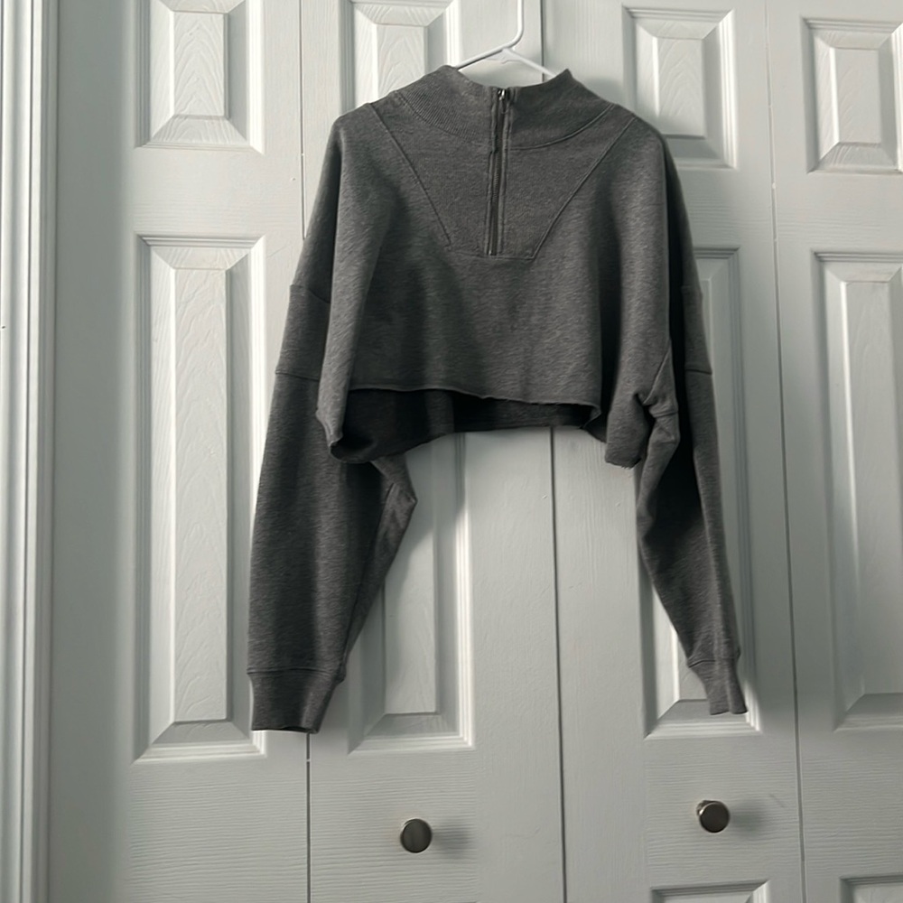 Gray Cropped Zip Sweatshirt